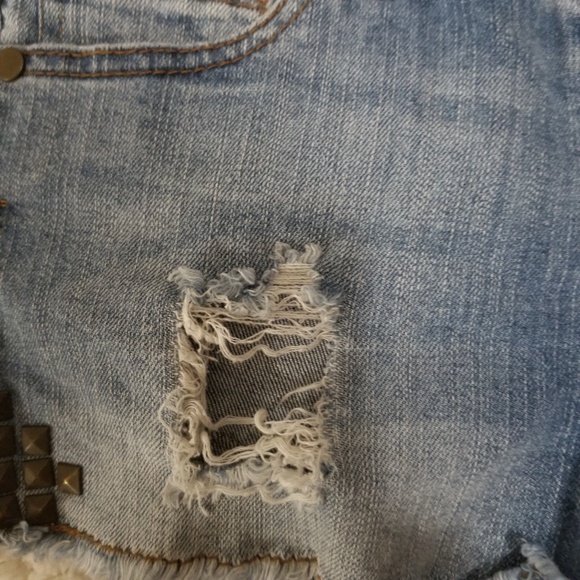 21 Denim Forever 21 Distressed Jean Shorts - Picture 5 of 7